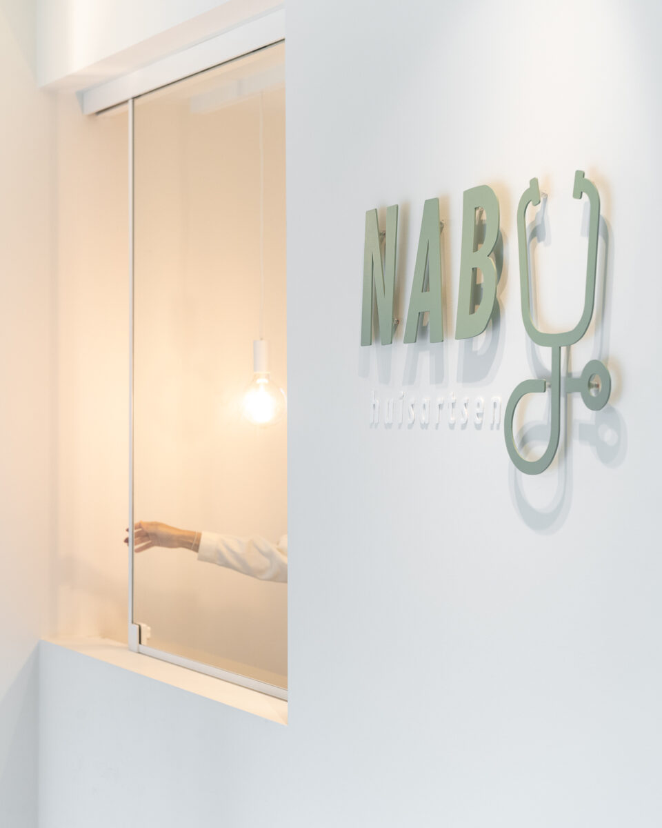 Inrichting huisartsenpraktijk Nabij by Quality Living+