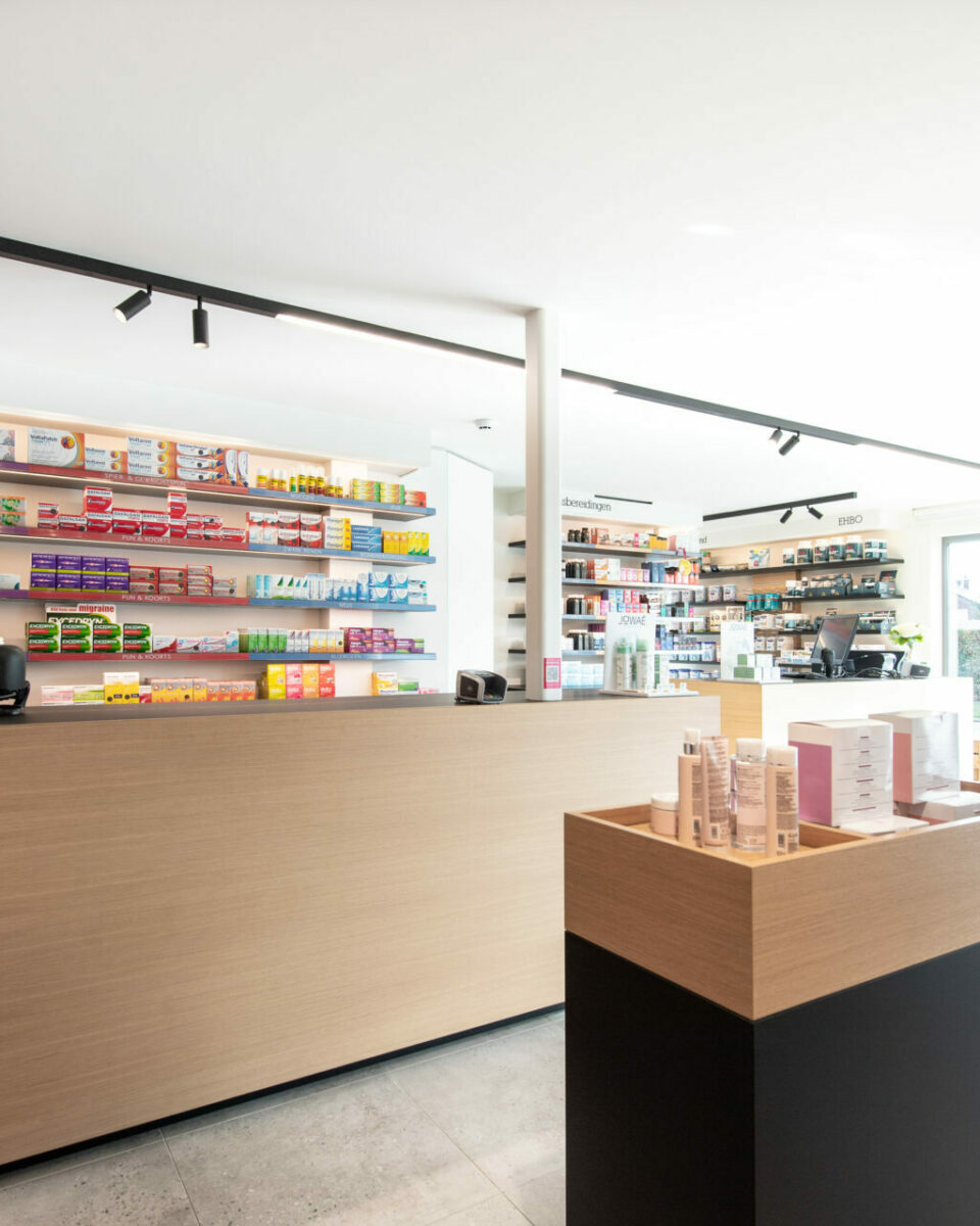 inrichting apotheek Lo Pharma by Quality Living+
